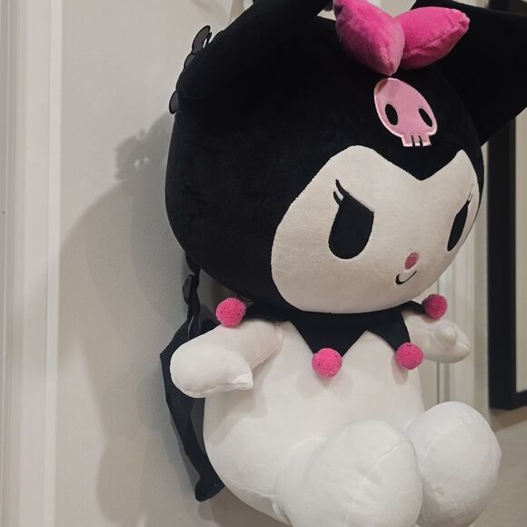 Kuromi 3D Plush Backpack - Picture 5 of 8
